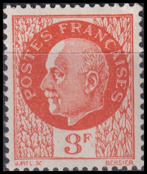 Timbre n°521