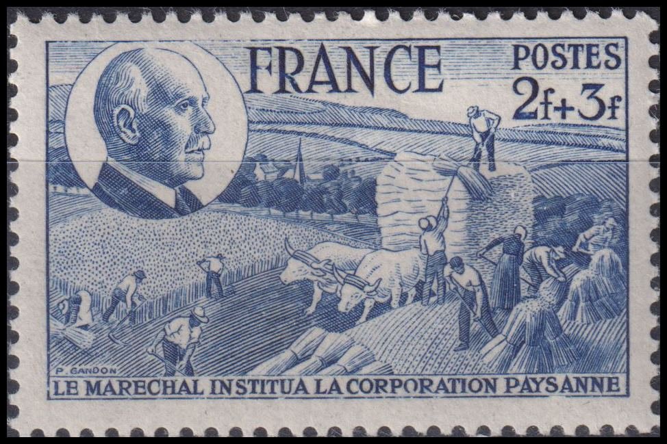 Timbre n°607