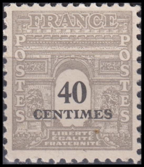 Timbre n°703
